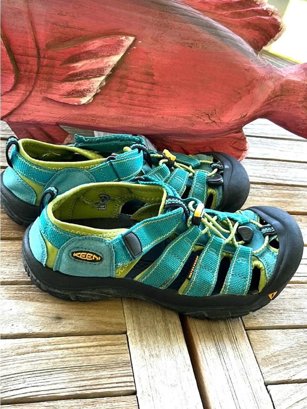 Keen Water Sport Sandals Closed Toes Waterproof ⭐️